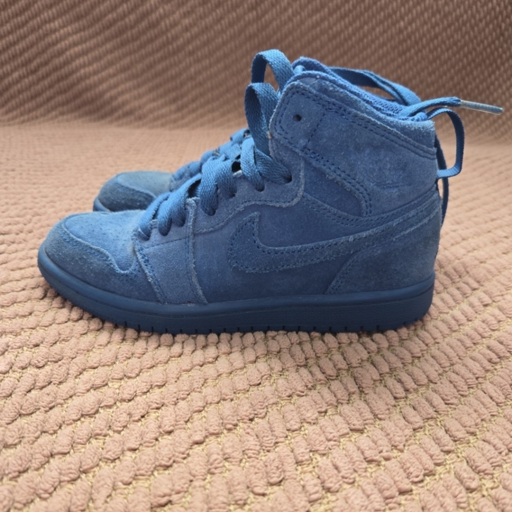 Nike Air Jordan 1 Blue Suede High-Top Sneakers